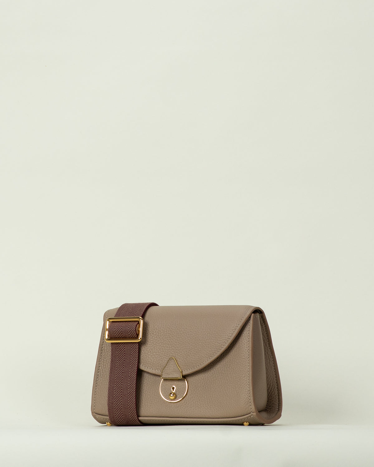 Darling City in Taupe