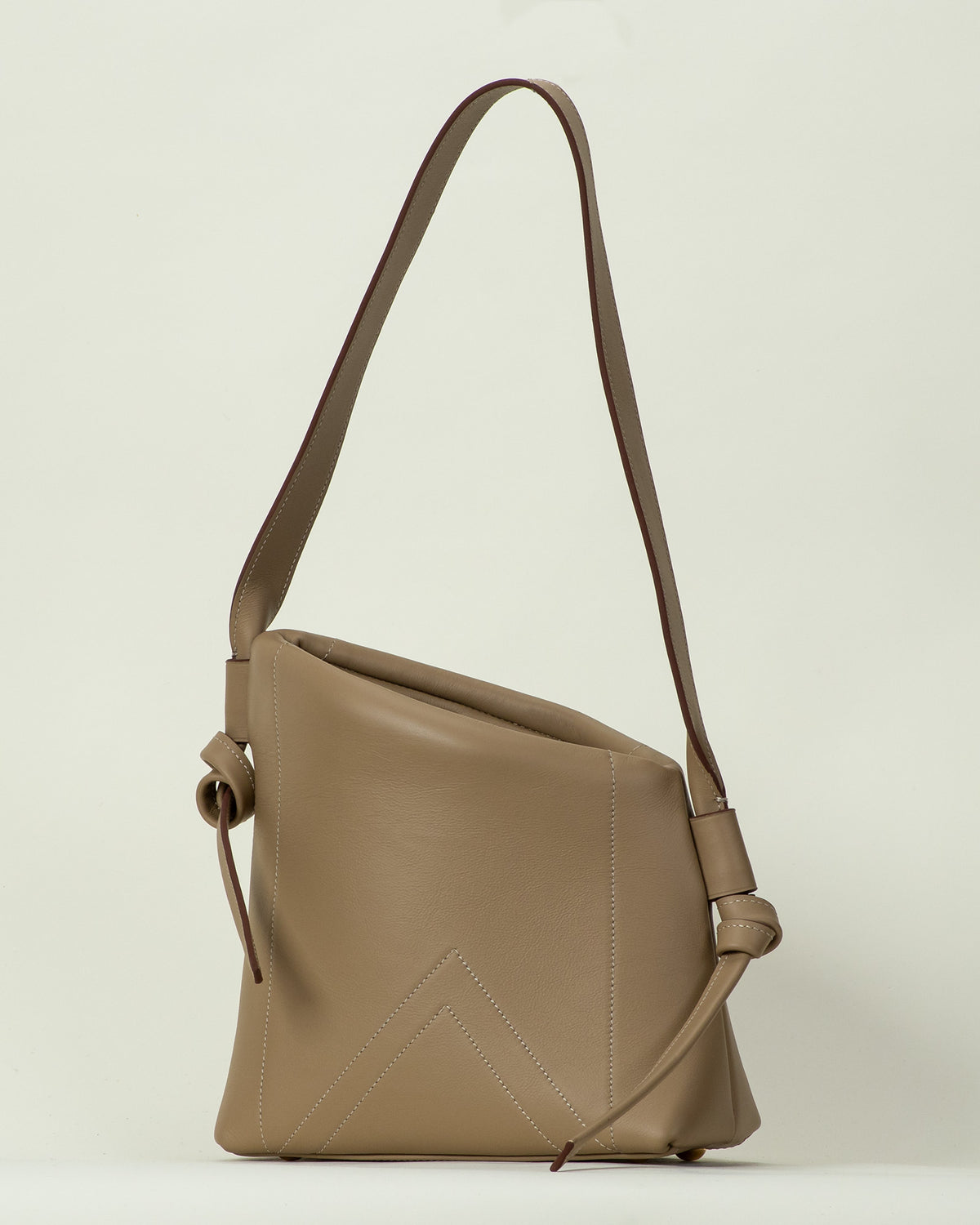 K Shoulder Bag in Dove